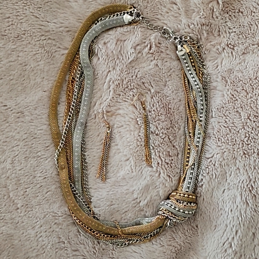 Necklace/Earrings Set